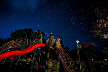 １１月１２日は「おうし座北流星群」が、１８日には「しし座流星群」が活動のピーク～流れ星を観る方法とは？～